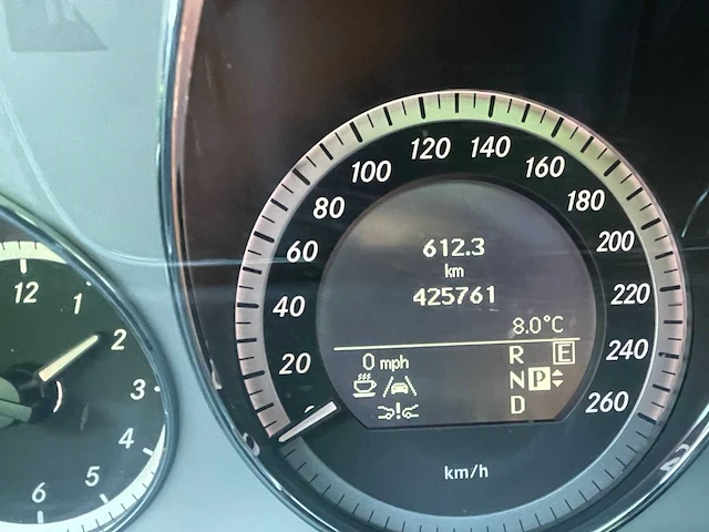Mercedes-benz - 2011 - 350 cdi avantgarde - personenauto - afbeelding 12 van  16