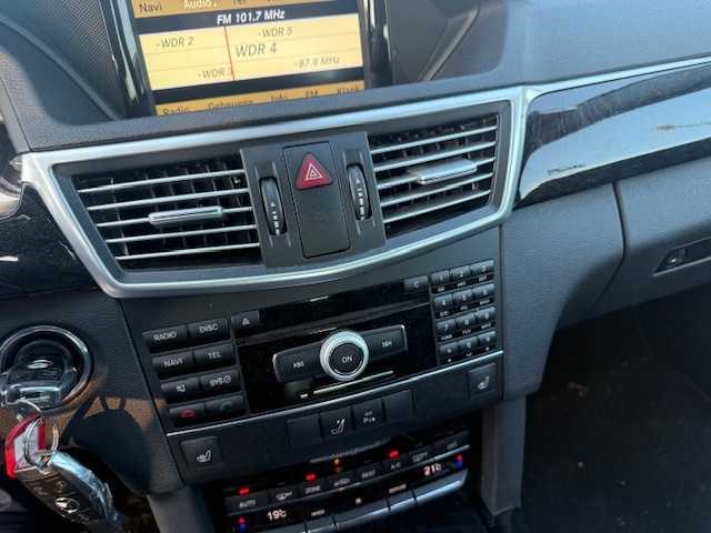 Mercedes-benz - 2011 - e-klasse - 300 cdi avantgarde - personenauto - afbeelding 14 van  16