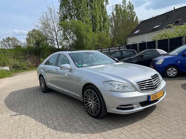 Mercedes-benz - 2011 - s-klasse - 350 4m - personenauto - afbeelding 21 van  27