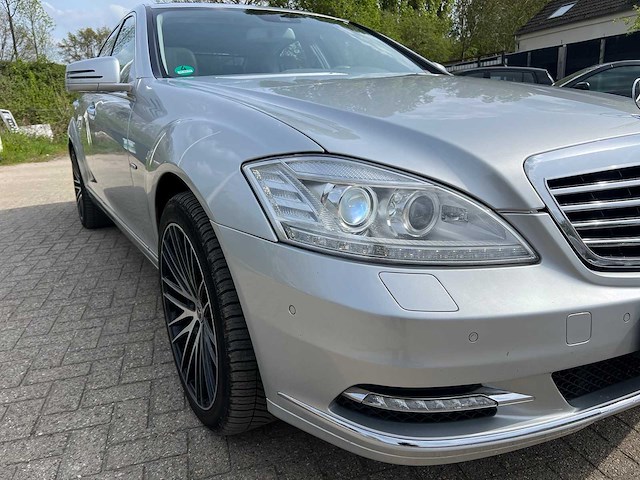 Mercedes-benz - 2011 - s-klasse - 350 4m - personenauto - afbeelding 23 van  27