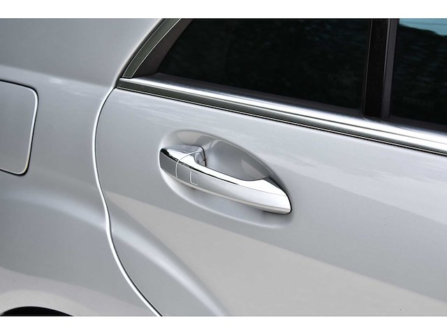 Mercedes-benz - 2011 - s550 sedan - 5,5 liter (5.461 cc) v8 - personenauto - afbeelding 13 van  76