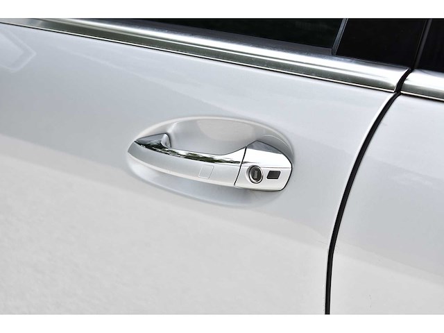 Mercedes-benz - 2011 - s550 sedan - 5,5 liter (5.461 cc) v8 - personenauto - afbeelding 20 van  76