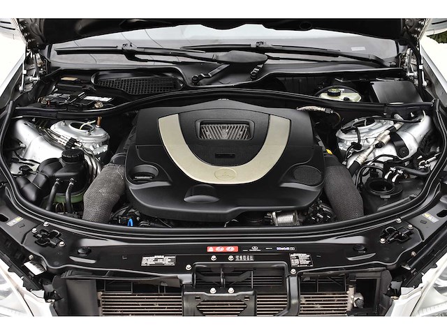 Mercedes-benz - 2011 - s550 sedan - 5,5 liter (5.461 cc) v8 - personenauto - afbeelding 37 van  76