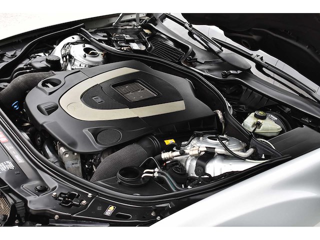 Mercedes-benz - 2011 - s550 sedan - 5,5 liter (5.461 cc) v8 - personenauto - afbeelding 40 van  76