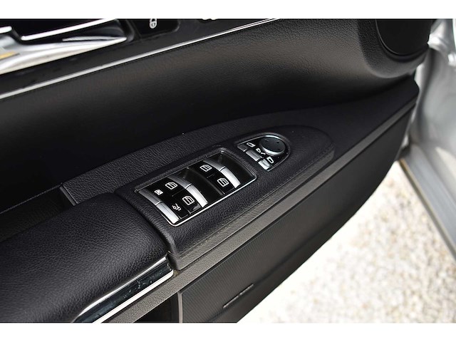 Mercedes-benz - 2011 - s550 sedan - 5,5 liter (5.461 cc) v8 - personenauto - afbeelding 42 van  76