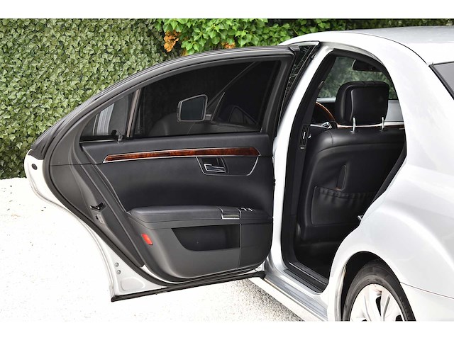 Mercedes-benz - 2011 - s550 sedan - 5,5 liter (5.461 cc) v8 - personenauto - afbeelding 51 van  76