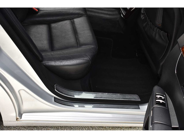 Mercedes-benz - 2011 - s550 sedan - 5,5 liter (5.461 cc) v8 - personenauto - afbeelding 52 van  76