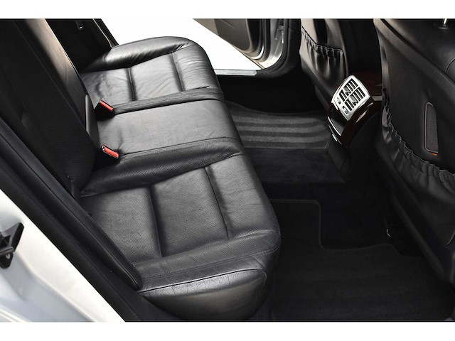 Mercedes-benz - 2011 - s550 sedan - 5,5 liter (5.461 cc) v8 - personenauto - afbeelding 56 van  76