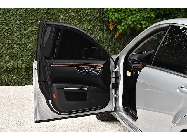 Mercedes-benz - 2011 - s550 sedan - 5,5 liter (5.461 cc) v8 - personenauto - afbeelding 59 van  76
