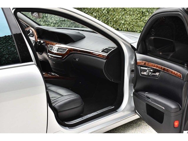 Mercedes-benz - 2011 - s550 sedan - 5,5 liter (5.461 cc) v8 - personenauto - afbeelding 60 van  76
