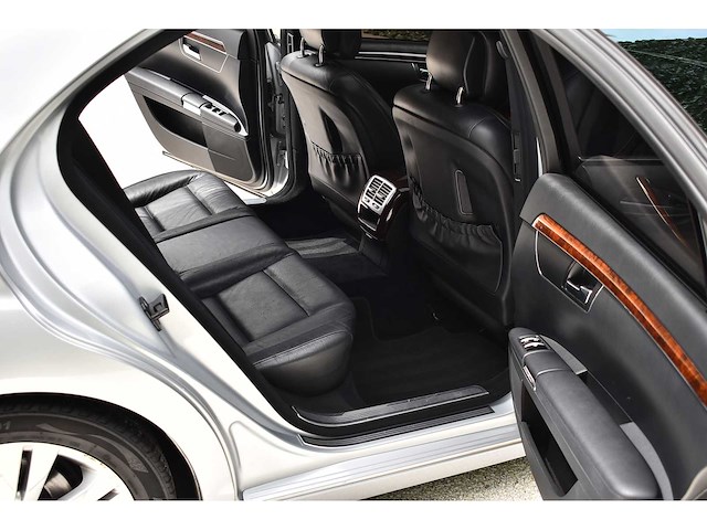 Mercedes-benz - 2011 - s550 sedan - 5,5 liter (5.461 cc) v8 - personenauto - afbeelding 62 van  83