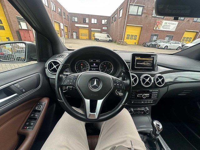 Mercedes-benz - 2012 - b-klasse - 180 ambition - personenauto - afbeelding 4 van  21