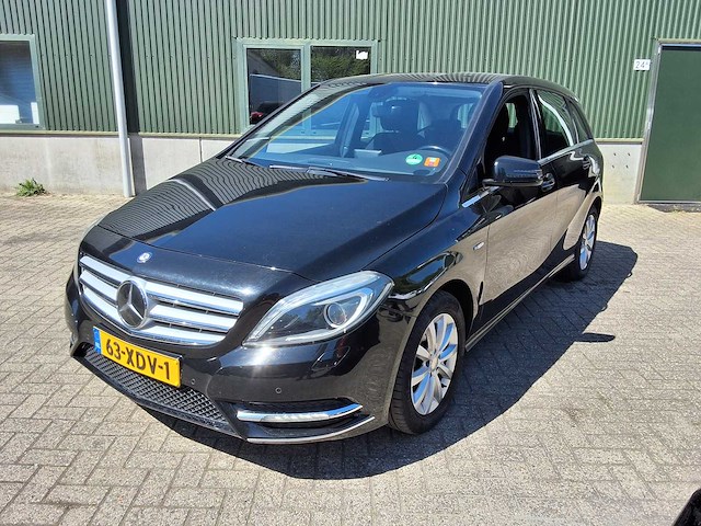 Mercedes-benz - 2012 - b-klasse - 180 ambition - personenauto - afbeelding 1 van  23