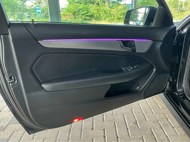 Mercedes-benz - 2012 - c-klasse coupé - 180 - personenauto - afbeelding 19 van  30