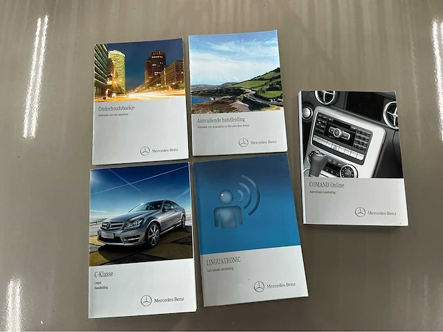 Mercedes-benz - 2012 - c-klasse coupé - 180 - personenauto - afbeelding 22 van  30