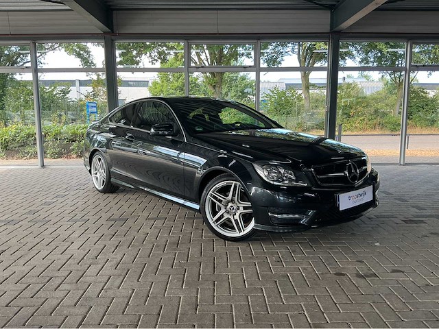 Mercedes-benz - 2012 - c-klasse coupé - 180 - personenauto - afbeelding 22 van  29