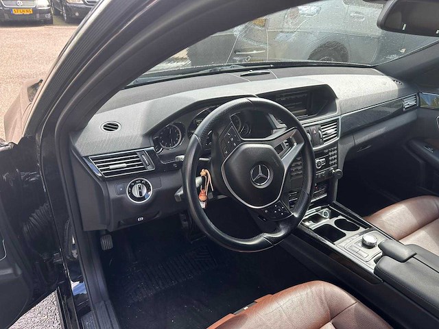 Mercedes-benz - 2012 - e-klasse - 350 cgi elegance - belgie - afbeelding 7 van  20