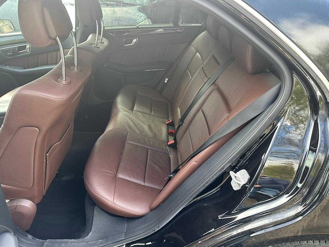 Mercedes-benz - 2012 - e-klasse - 350 cgi elegance - belgie - afbeelding 8 van  20