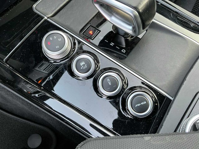 Mercedes-benz - 2012 - e-klasse - amg 63 - personenauto (10-zhz-5) - afbeelding 8 van  32