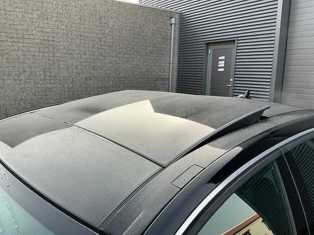 Mercedes-benz - 2012 - e-klasse - amg 63 - personenauto (10-zhz-5) - afbeelding 18 van  32