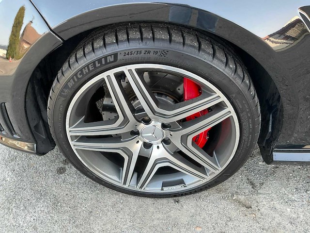 Mercedes-benz - 2012 - e-klasse - amg 63 - personenauto (10-zhz-5) - afbeelding 19 van  32