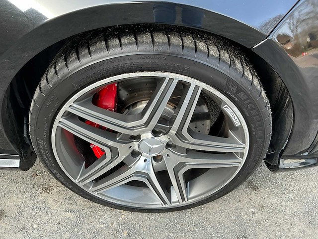 Mercedes-benz - 2012 - e-klasse - amg 63 - personenauto (10-zhz-5) - afbeelding 20 van  32