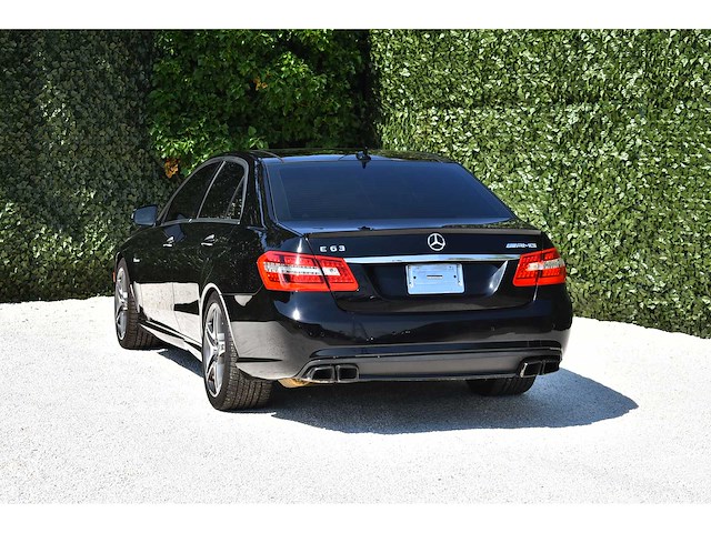 Mercedes-benz - 2012 - e63 amg - 5.5-liter (5.461 cc) biturbo v8 - btw auto - afbeelding 5 van  84