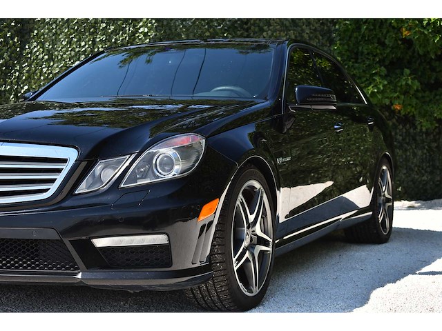 Mercedes-benz - 2012 - e63 amg - 5.5-liter (5.461 cc) biturbo v8 - btw auto - afbeelding 53 van  84