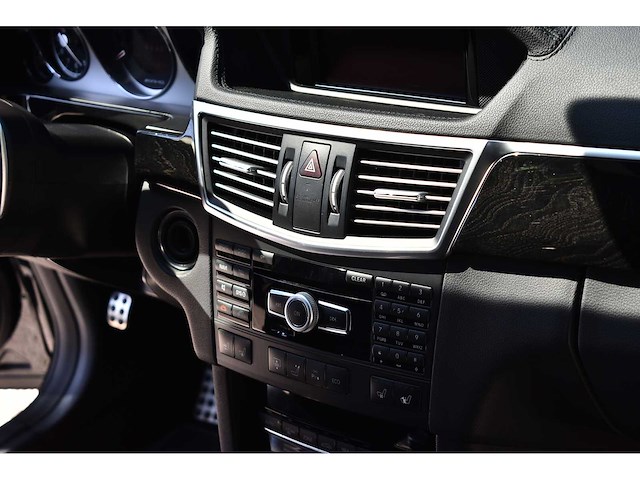 Mercedes-benz - 2012 - e63 amg - 5.5-liter (5.461 cc) biturbo v8 - btw auto - afbeelding 65 van  84