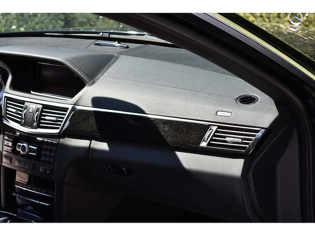 Mercedes-benz - 2012 - e63 amg - 5.5-liter (5.461 cc) biturbo v8 - btw auto - afbeelding 69 van  84
