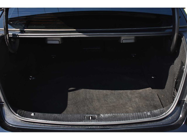 Mercedes-benz - 2012 - e63 amg - 5.5-liter (5.461 cc) biturbo v8 - btw auto - afbeelding 32 van  81