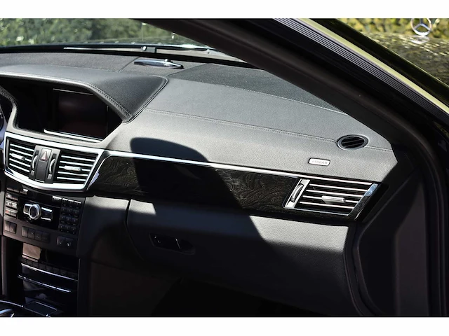 Mercedes-benz - 2012 - e63 amg - 5.5-liter (5.461 cc) biturbo v8 - btw auto - afbeelding 67 van  88