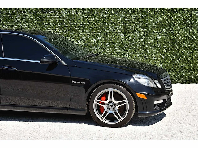 Mercedes-benz - 2012 - e63 amg - 5.5-liter (5.461 cc) biturbo v8 - btw auto - afbeelding 71 van  88