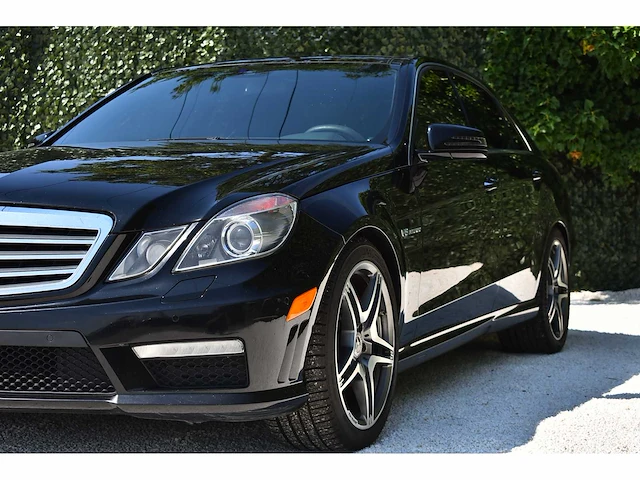Mercedes-benz - 2012 - e63 amg - 5.5-liter (5.461 cc) biturbo v8 - btw auto - afbeelding 48 van  80
