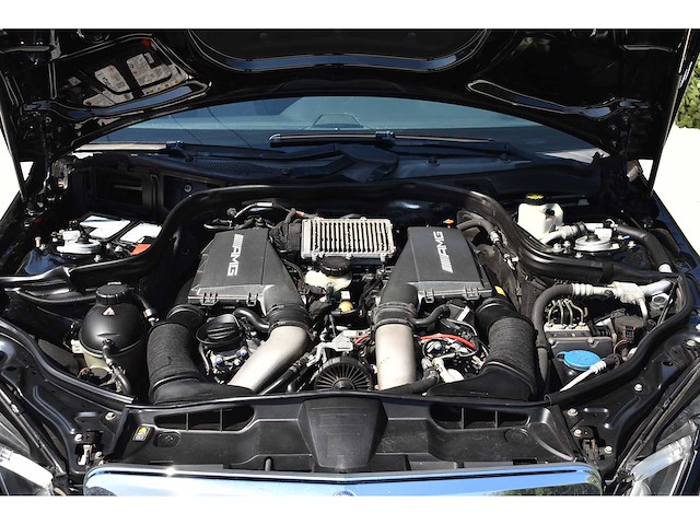 Mercedes-benz - 2012 - e63 amg - 5.5-liter (5.461 cc) biturbo v8 - btw auto - afbeelding 36 van  88