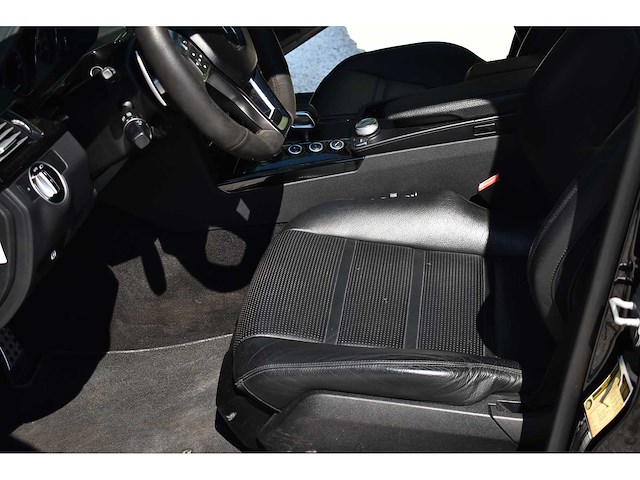 Mercedes-benz - 2012 - e63 amg - 5.5-liter (5.461 cc) biturbo v8 - btw auto - afbeelding 42 van  88