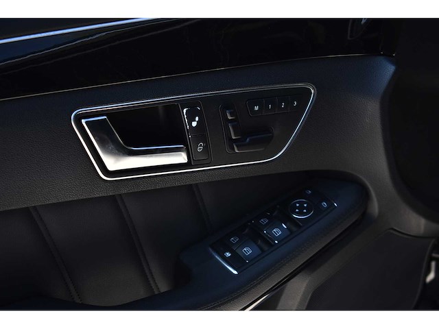 Mercedes-benz - 2012 - e63 amg - 5.5-liter (5.461 cc) biturbo v8 - btw auto - afbeelding 60 van  88