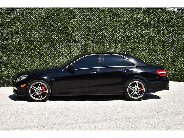 Mercedes-benz - 2012 - e63 amg - 5.5-liter (5.461 cc) biturbo v8 - btw auto - afbeelding 9 van  88