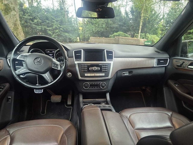 Mercedes-benz - 2012 - m-klasse - 350 - afbeelding 2 van  15
