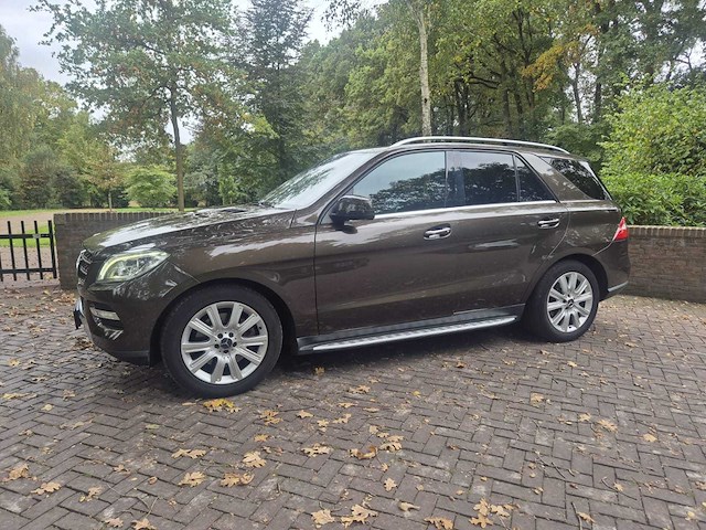 Mercedes-benz - 2012 - m-klasse - 350 - afbeelding 13 van  15