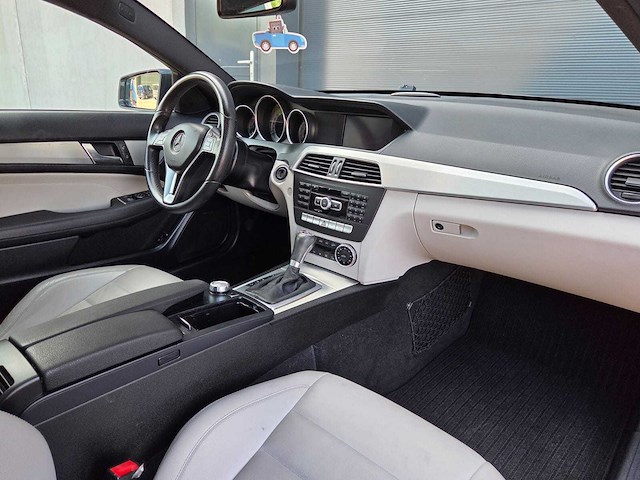 Mercedes-benz - 2013 - c-klasse coupé - 200 - hf-278-f - personenauto - afbeelding 22 van  34