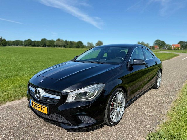 Mercedes-benz - 2013 - cla-klasse - 180 blueeff. edition - 1-srf-77 - personenauto - afbeelding 1 van  12