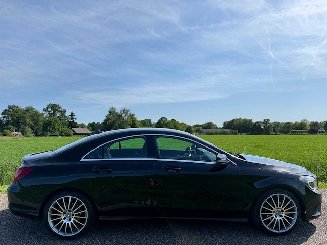 Mercedes-benz - 2013 - cla-klasse - 180 blueeff. edition - 1-srf-77 - personenauto - afbeelding 11 van  12