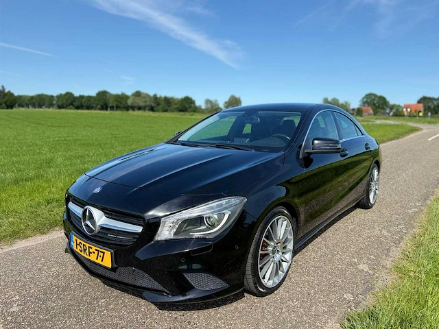 Mercedes-benz - 2013 - cla-klasse - 180 blueeff. edition - 1-srf-77 - personenauto - afbeelding 1 van  12