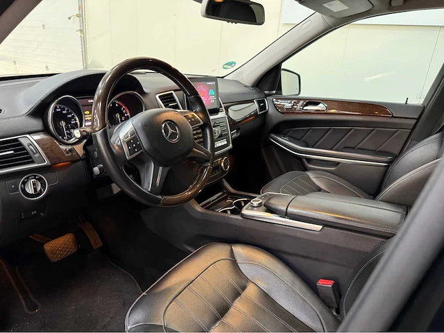 Mercedes-benz - 2013 - gl 450 - gl 450 - personenauto - afbeelding 4 van  31