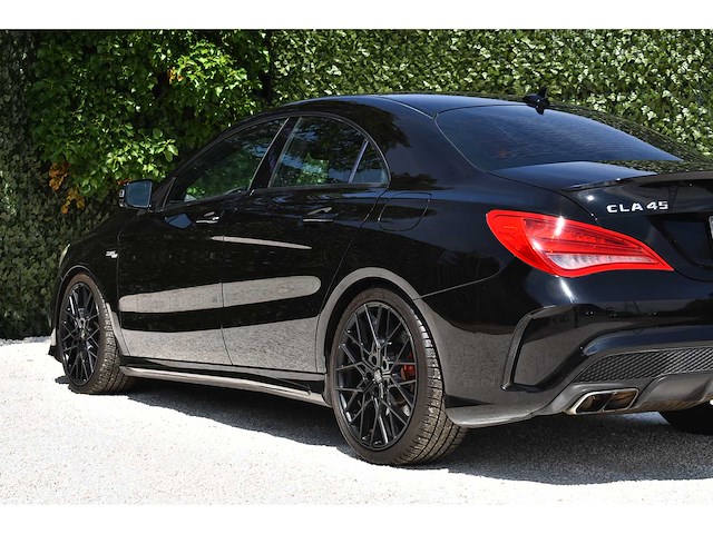 Mercedes-benz - 2014 - cla 45 amg - 2.0 viercilinder turbomotor - btw auto - afbeelding 15 van  79