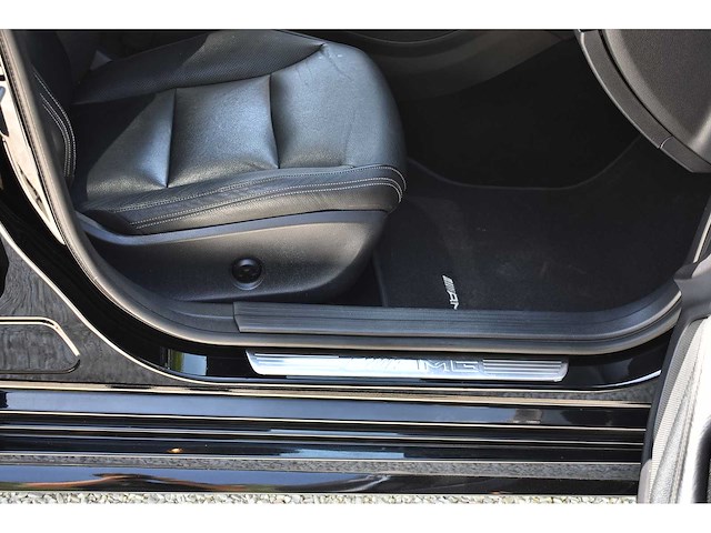 Mercedes-benz - 2014 - cla 45 amg - 2.0 viercilinder turbomotor - btw auto - afbeelding 65 van  79