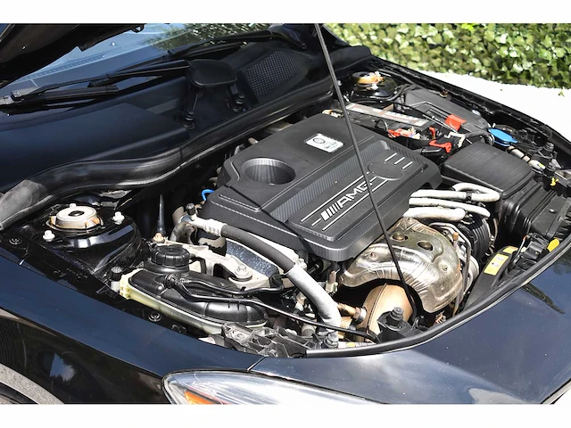 Mercedes-benz - 2014 - cla 45 amg - 2.0 viercilinder turbomotor - btw auto - afbeelding 25 van  79