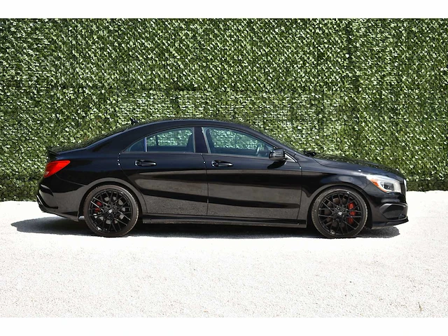 Mercedes-benz - 2014 - cla 45 amg - 2.0 viercilinder turbomotor - btw auto - afbeelding 56 van  79