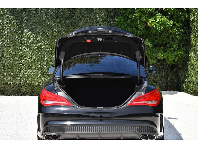 Mercedes-benz - 2014 - cla 45 amg - 2.0 viercilinder turbomotor - btw auto - afbeelding 46 van  79